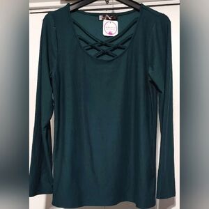 Shiela Rose Criss Cross Emerald Green Top Large- New With Tags